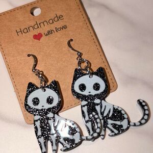 No-brand Women's Silver and Black Jewelry